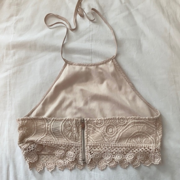 Halter top - Picture 2 of 2